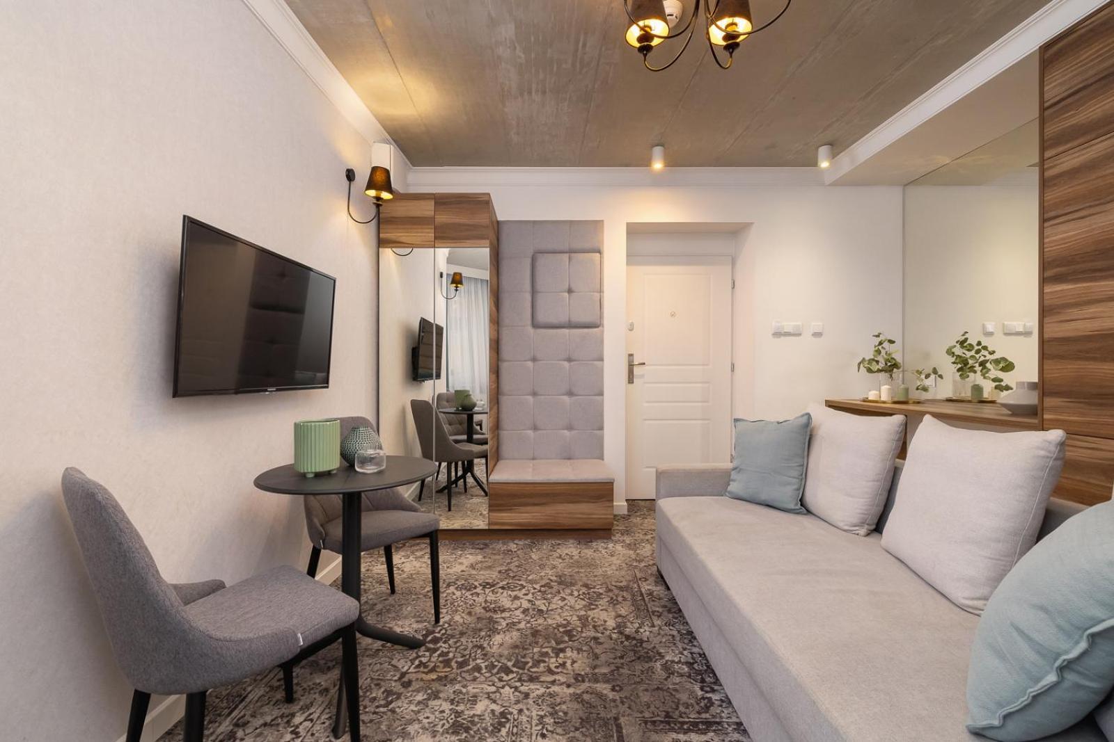 One Bedroom Apartment- Rakowicka 6